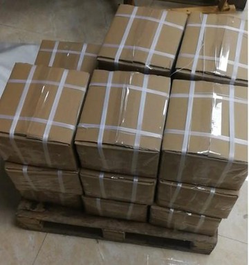 密封螺旋准备乘飞机前往法国